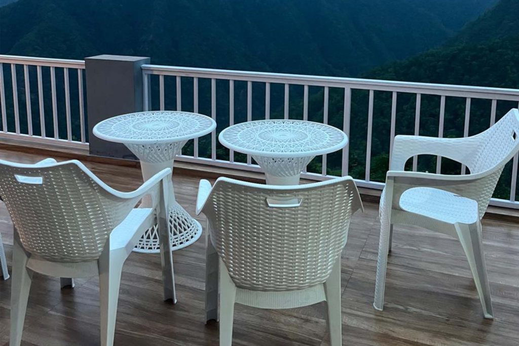 External-Tehri-Gharwal-himalaya-view-homestay